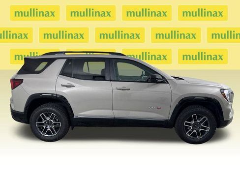 Used 2026 GMC Terrain AT4 w/ Convenience Package III AWD/4WD image 2