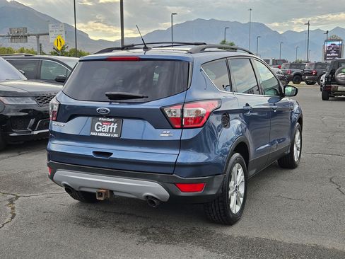 Used 2018 Ford Escape SE AWD/4WD image 3