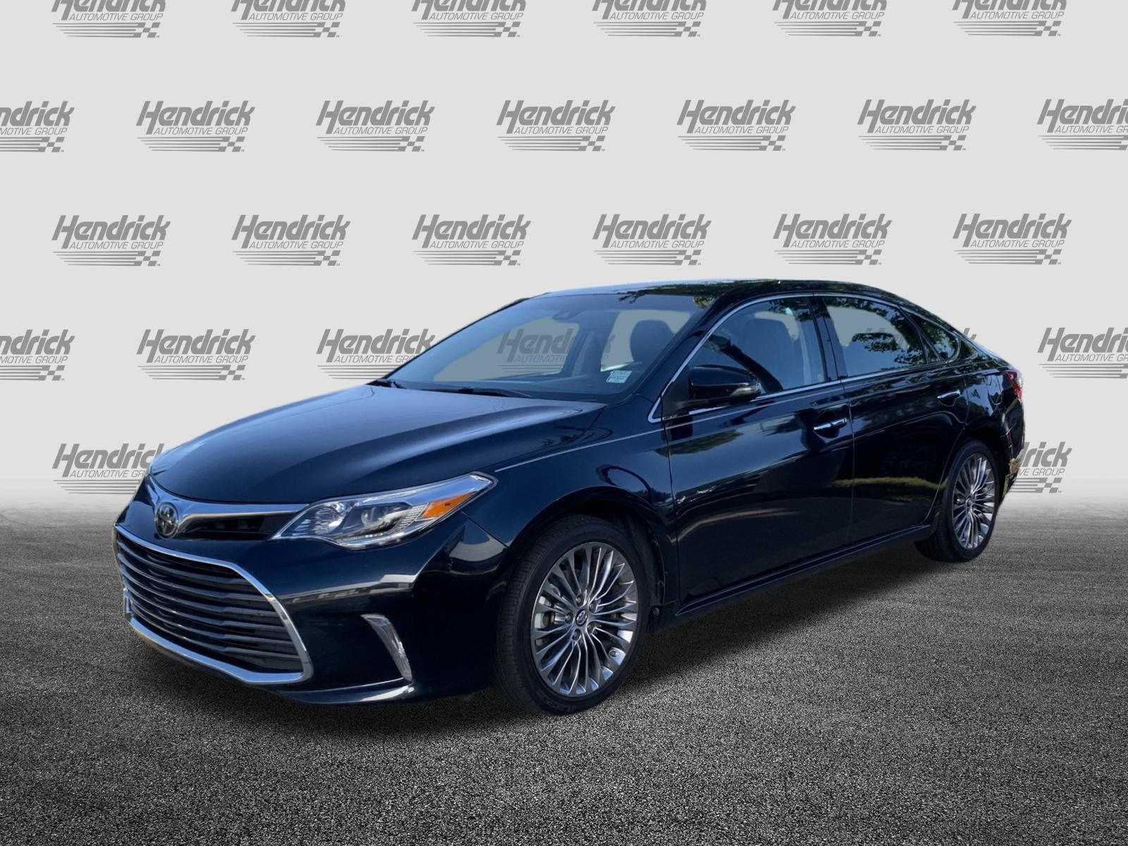Used 2016 Toyota Avalon Limited w/ Toyota Safety Sense Package FWD image 5