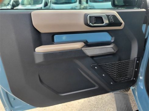 Certified 2023 Ford Bronco Wildtrak image 11