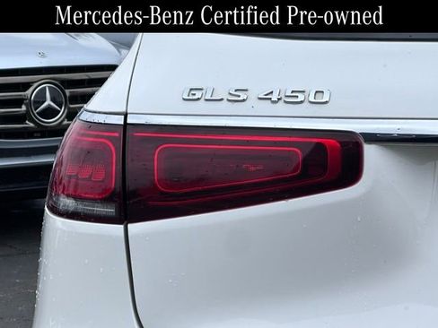 Used 2023 Mercedes-Benz GLS 450 4MATIC image 9