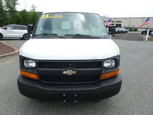 Used 2013 Chevrolet Express 2500 RWD image 2