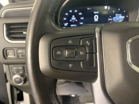 Used 2023 GMC Yukon XL SLT AWD/4WD image 17