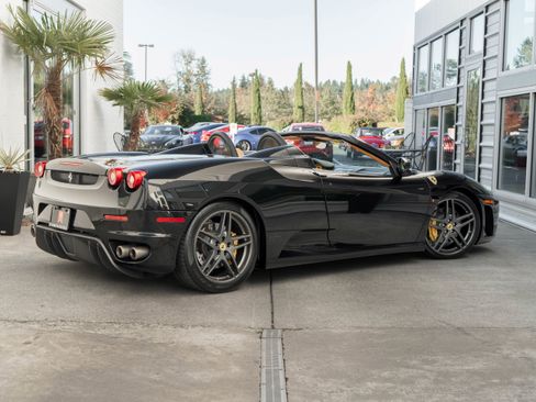 Used 2005 Ferrari F430 Spider image 8