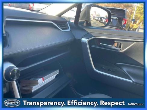 Certified 2024 Toyota RAV4 XLE image 33