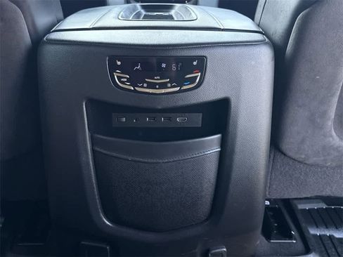 Used 2020 Cadillac Escalade Platinum image 20