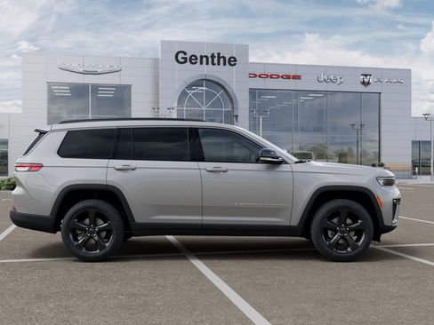 New 2026 Jeep Grand Cherokee L Limited AWD/4WD image 21