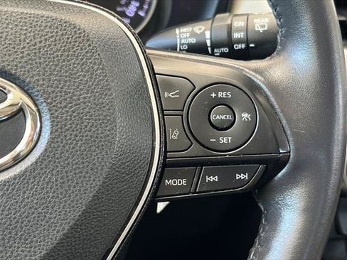 Certified 2019 Toyota RAV4 XLE Premium w/ Cold Weather Package FWD image 28