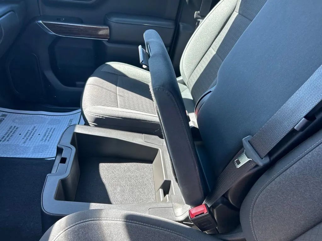 Used 2020 GMC Sierra 1500 Elevation w/ Elevation Value Package AWD/4WD image 20