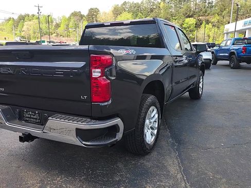 Used 2022 Chevrolet Silverado 1500 LT image 15