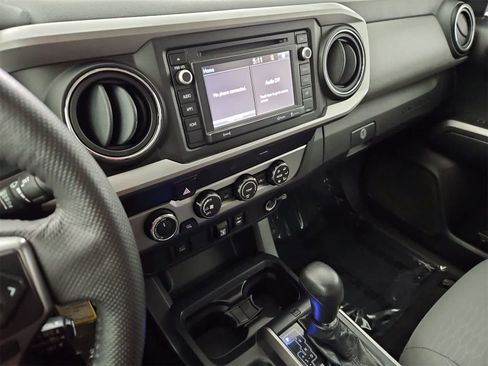 Used 2019 Toyota Tacoma SR5 image 27