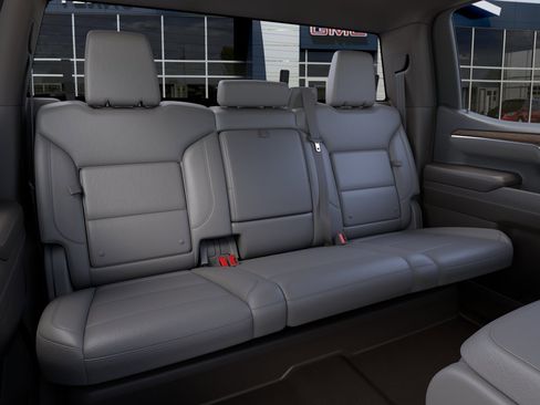 New 2026 GMC Sierra 1500 SLT image 17