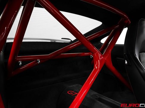 Used 2018 Porsche 911 GT3 image 39