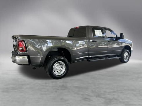 Used 2025 RAM 3500 Tradesman AWD/4WD image 3