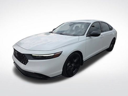 Used 2023 Honda Accord Sport image 8