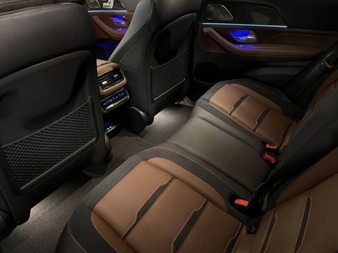 New 2026 Mercedes-Benz GLE 63 AMG S image 11