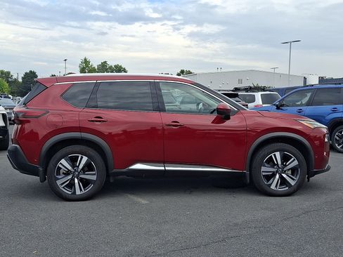 Certified 2023 Nissan Rogue SL w/ SL Premium Package AWD/4WD image 7