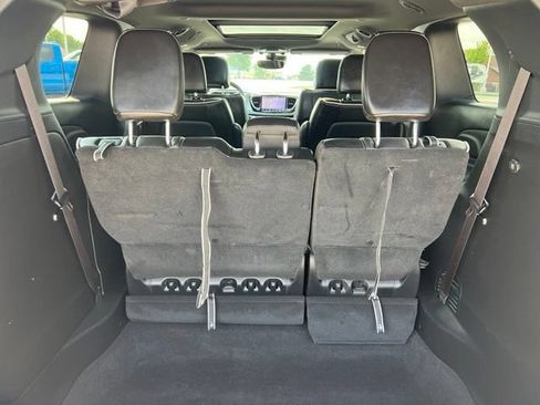Used 2026 Chrysler Pacifica Limited FWD image 22