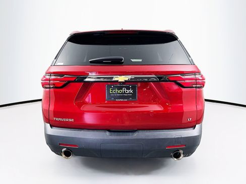 Used 2023 Chevrolet Traverse LT image 7