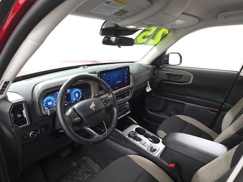 Used 2025 Ford Bronco Sport Big Bend w/ Convenience Package image 13