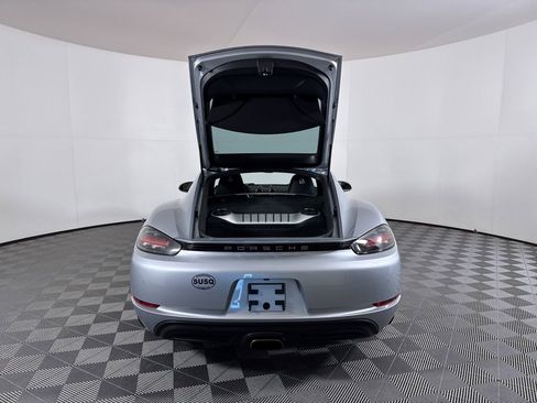 Used 2018 Porsche 718 Cayman image 8