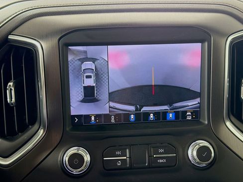 Used 2021 GMC Sierra 1500 AT4 w/ AT4 Premium Package image 18