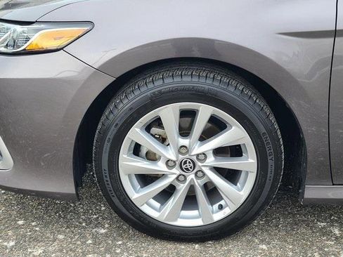 Used 2023 Toyota Camry LE image 32