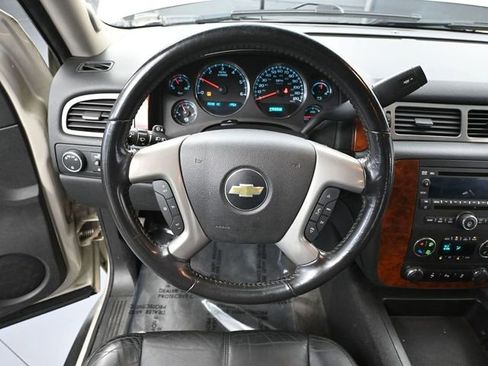 Used 2014 Chevrolet Tahoe LT w/ Luxury Package image 26