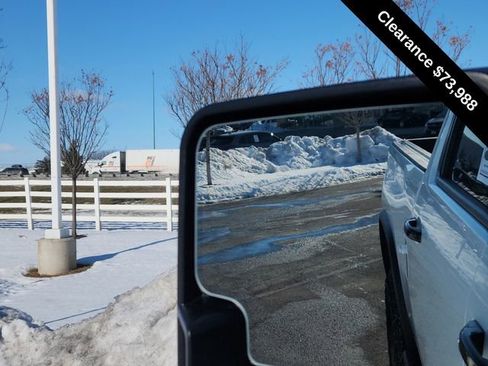 Used 2025 Chevrolet Silverado 2500 ZR2 w/ Technology Package image 36