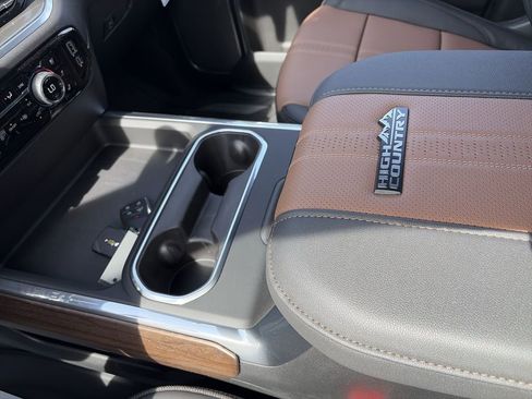 New 2026 Chevrolet Silverado 3500 High Country w/ High Country Premium Package AWD/4WD image 20