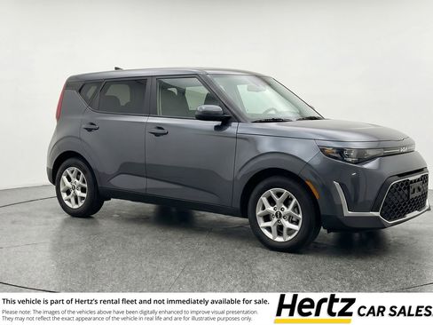 Used 2025 Kia Soul LX w/ LX Technology Package FWD image 1