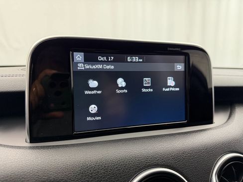 Used 2018 Kia Stinger GT image 22