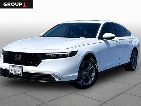 Used 2023 Honda Accord EX image 1