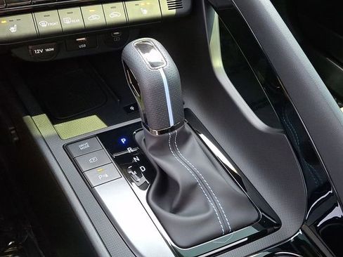Used 2025 Hyundai Elantra N FWD image 19