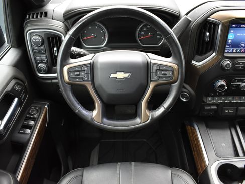 Used 2022 Chevrolet Silverado 3500 High Country image 25