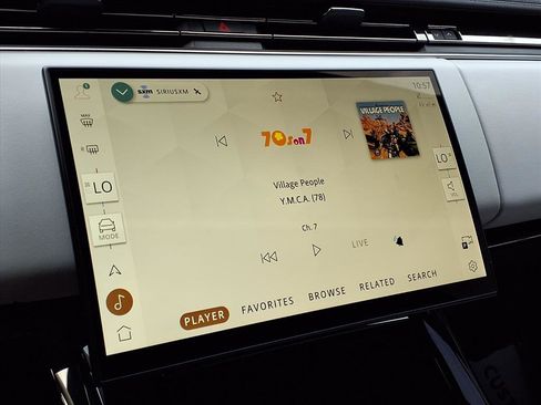 Used 2024 Land Rover Range Rover Sport Dynamic SE image 6