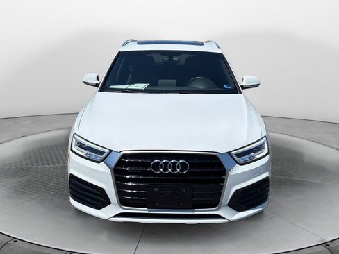 Used 2018 Audi Q3 2.0T Premium Plus w/ Premium Plus Package AWD/4WD image 2