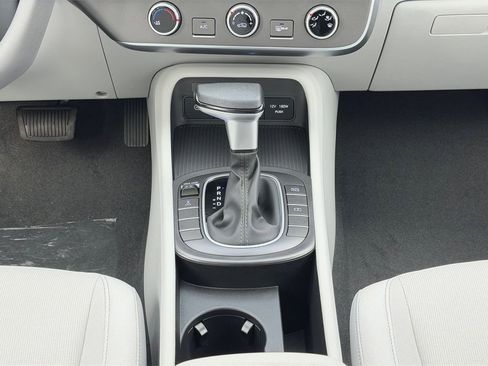 New 2026 Hyundai Kona SE AWD/4WD image 16