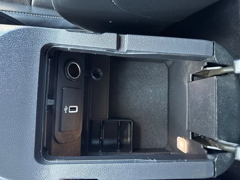 Used 2022 Ford Mustang Premium RWD image 27