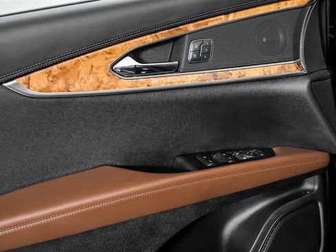 Used 2017 Lincoln MKX Reserve w/ Lincoln MKX Climate Package image 16