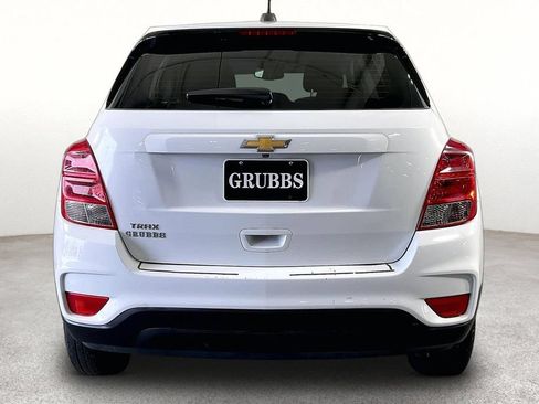 Used 2017 Chevrolet Trax LS FWD image 6