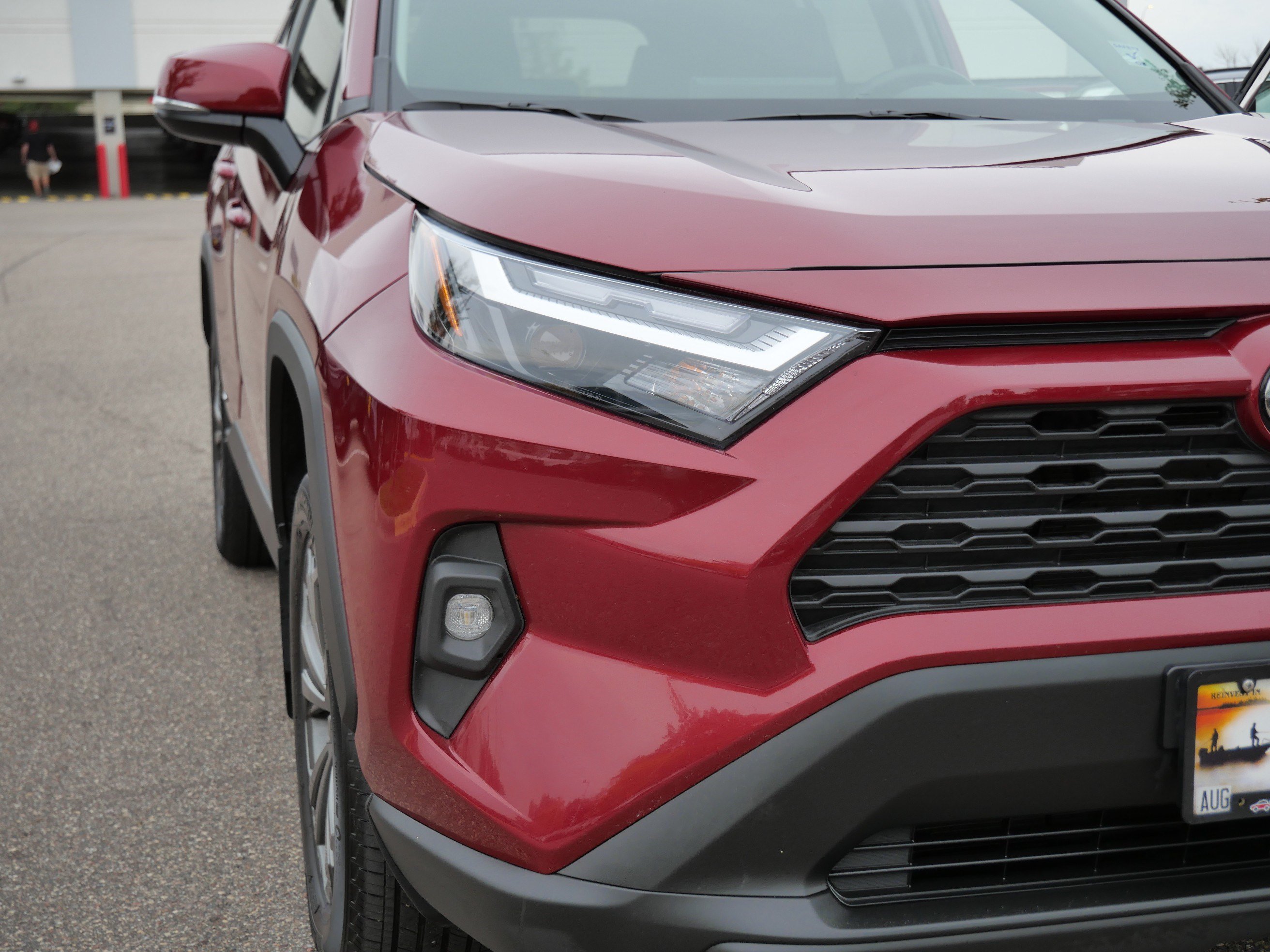 Certified 2023 Toyota RAV4 XLE Premium AWD/4WD image 17