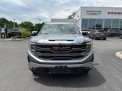 Used 2025 GMC Sierra 1500 SLT AWD/4WD image 12