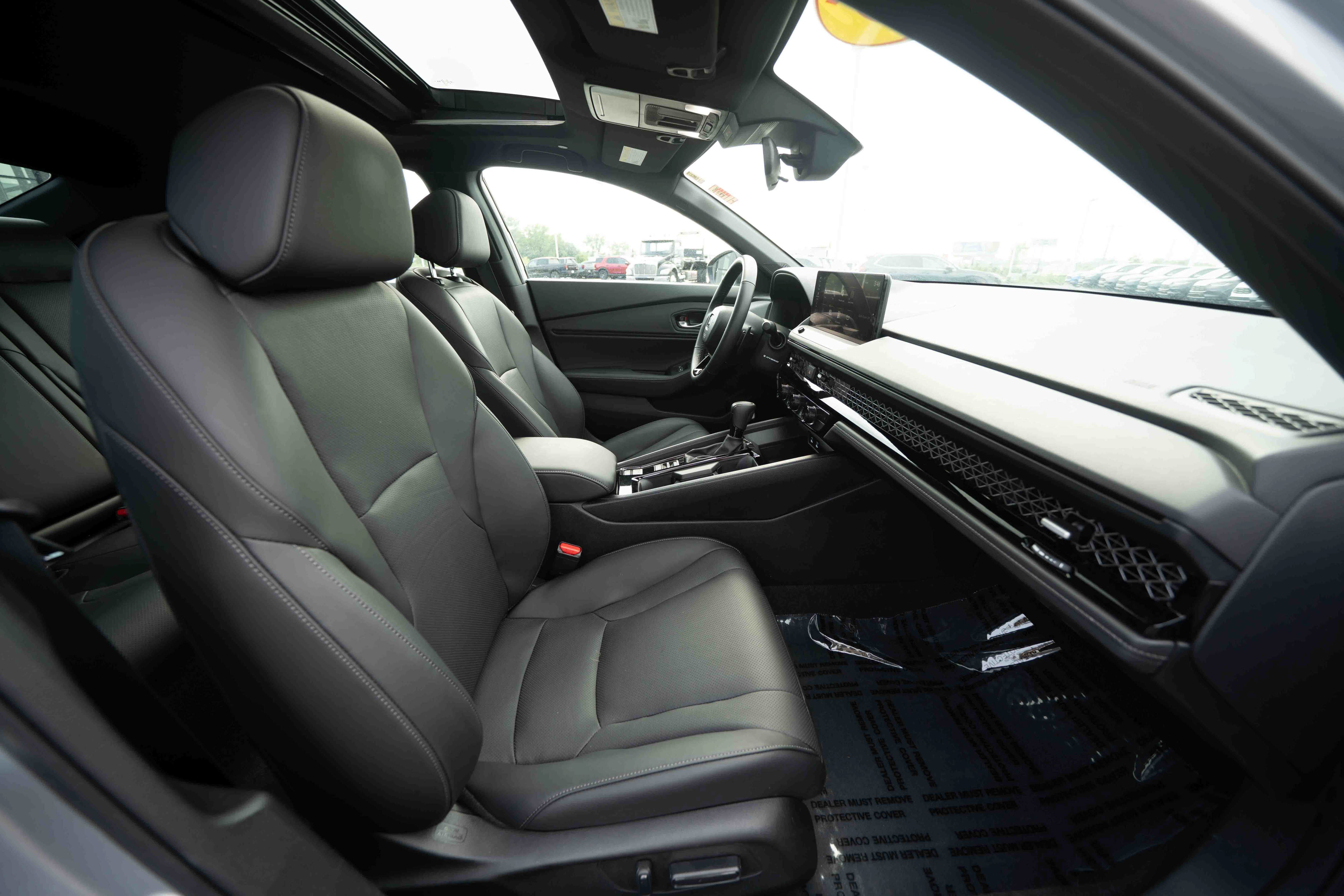 Certified 2025 Honda Accord Sport image 26