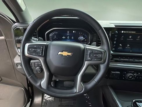 Used 2023 Chevrolet Silverado 1500 LTZ w/ LTZ Premium Package AWD/4WD image 12