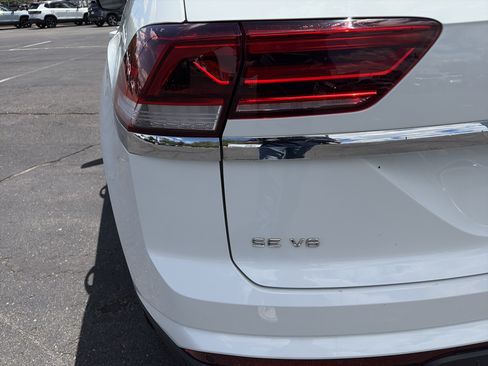 Certified 2023 Volkswagen Atlas Cross Sport SE AWD/4WD image 23