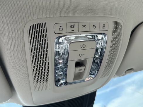New 2026 Mercedes-Benz GLS 450 4MATIC image 34