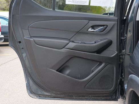 Used 2021 Chevrolet Traverse LT w/ LPO, Floor Liner Package AWD/4WD image 19