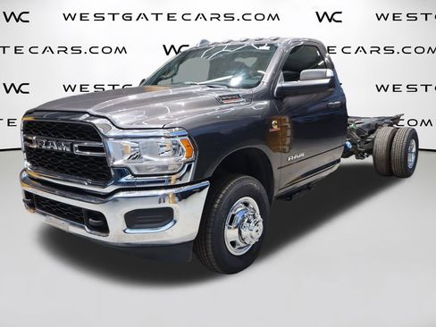 Used 2022 RAM 3500 Tradesman image 1
