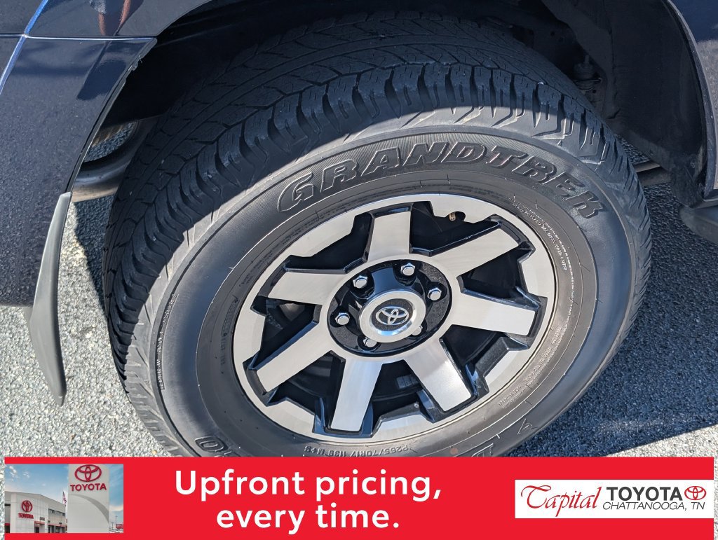 Used 2022 Toyota 4Runner TRD Off-Road Premium w/ Moonroof Package AWD/4WD image 9